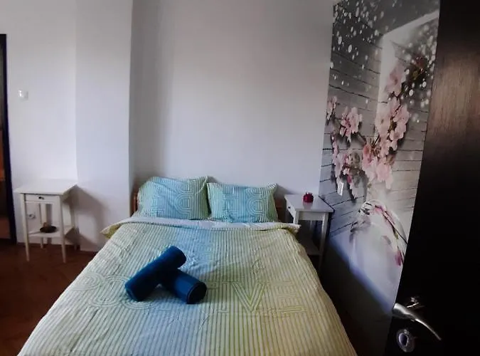 In Center ブカレスト